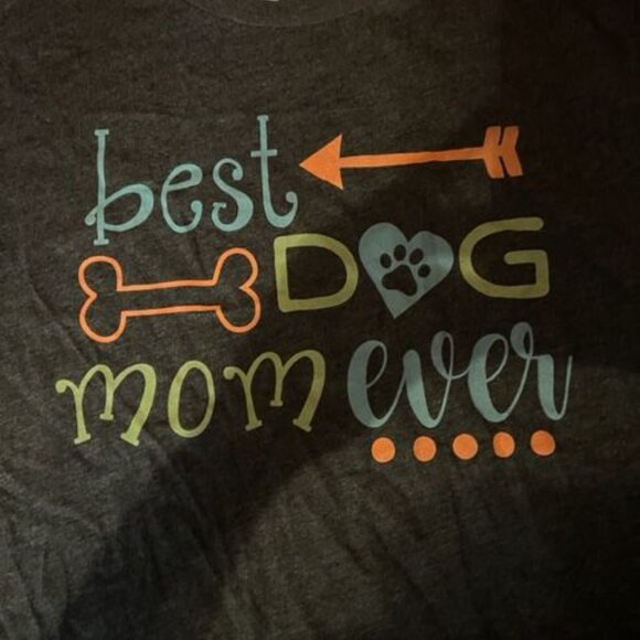 Best Dog Mom Ever gray Graphic T-Shirt Bella+Canvas  Ideal for‎ dog lovers - Picture 6 of 6